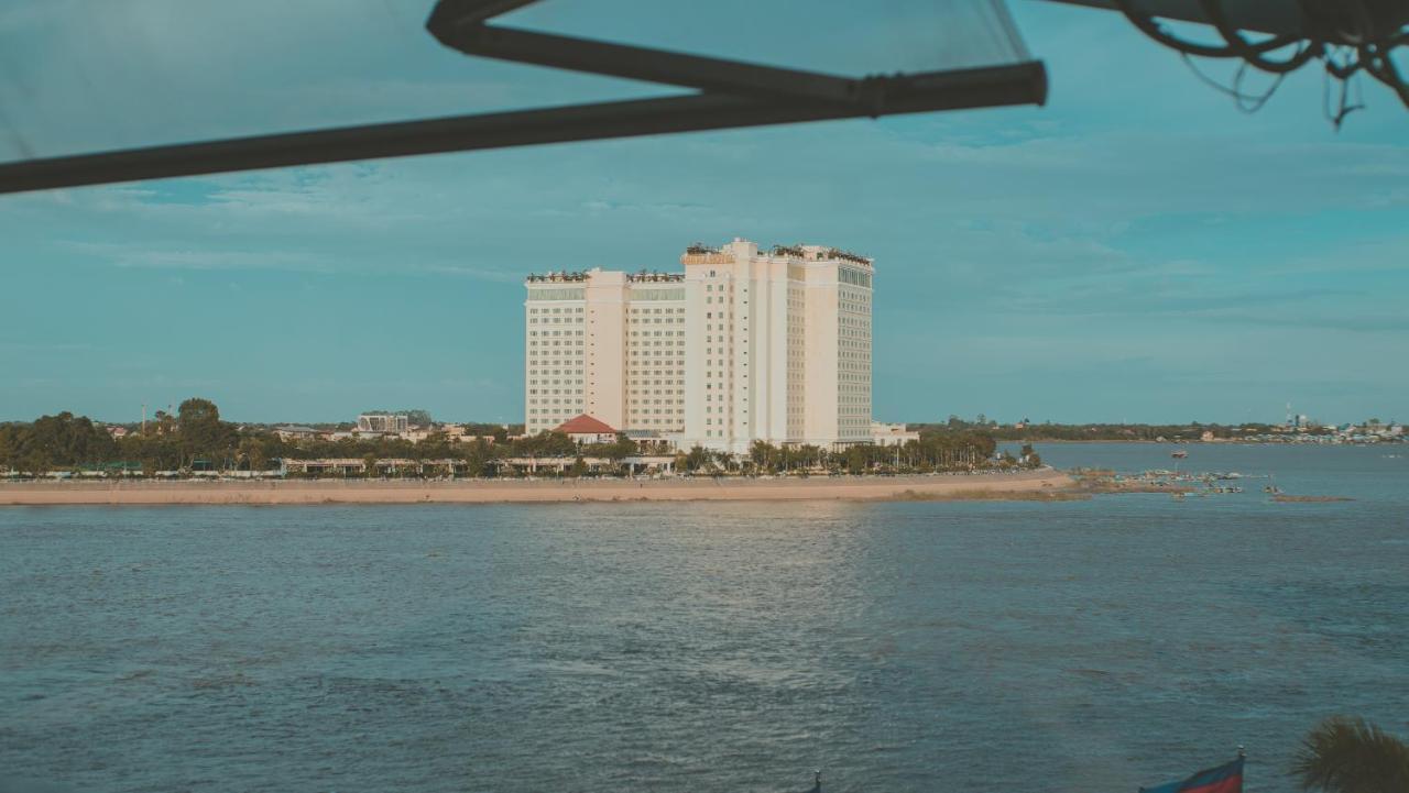 Panorama Mekong Hostel Phnom Penh Ngoại thất bức ảnh